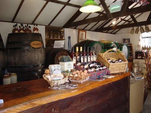 Cider Cottages Бърли Екстериор снимка